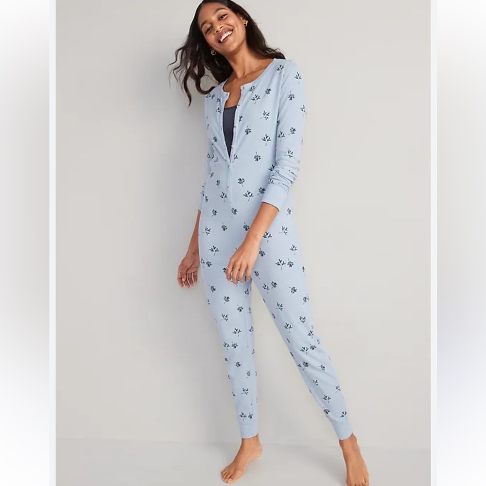 Old Navy Blue Pattern Onesis - Picture 2 of 12